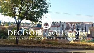 Terreno de 300 m² em Bragança