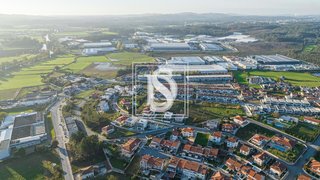 Land for sale in Vila Nova de Famalicão, Portugal — €232,000