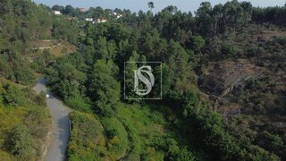 Land for sale in Amarante, Portugal — €100,000