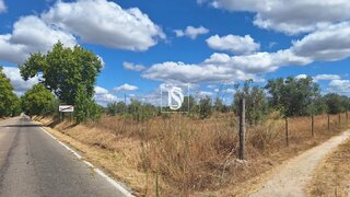 Land for sale in Ponte de Sor, Portugal — €330,000