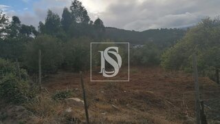 Land for sale in Vila Nova de Cerveira, Portugal — €226,000