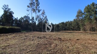 Terreno · 3700 m² · 35 000 €