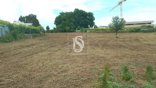 Land for sale in Paços de Ferreira, Portugal — €235,000