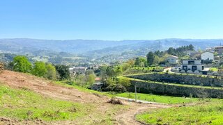 Land for sale in Marco de Canaveses, Portugal — €78,000