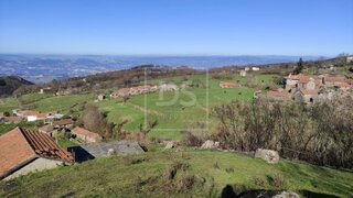 Land for sale in Amarante, Portugal — €18,000