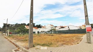 Land for sale in Seixal, Portugal — €69,000