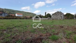 Land for sale in Vila Nova de Cerveira, Portugal — €58,000