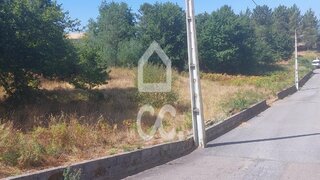 Terreno de 2679 m² em Viseu