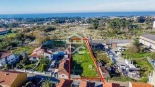 Land for sale in Vila Nova de Gaia, Portugal — €400,000