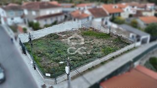 Land for sale in Chaves, Portugal — €105,000