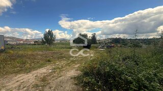 Land for sale in Paredes, Portugal — €77,000