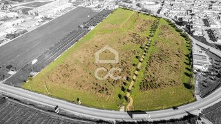 Land for sale in Reguengos de Monsaraz, Portugal — €950,000
