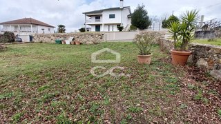 Land for sale in Valença, Portugal — €33,000
