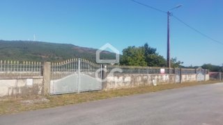 Land for sale in Vila Nova de Cerveira, Portugal — €77,000