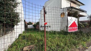Land for sale in Maia, Portugal — €95,000