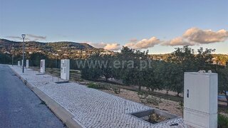 Terreno de 412 m² em Faro