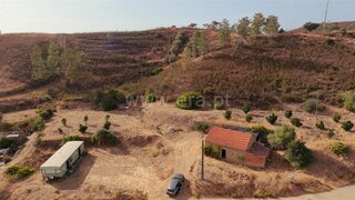 Land for sale in Portimão, Portugal — €290,000