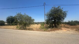 Terreno de 6840 m² em Faro