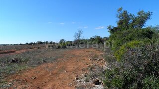 Terreno de 4520 m² em Faro