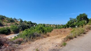 Terreno de 10 960 m² em Faro