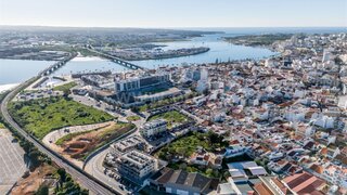 Land for sale in Portimão, Portugal — €1,799,000