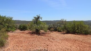 Land for sale in Loulé, Portugal — €175,000