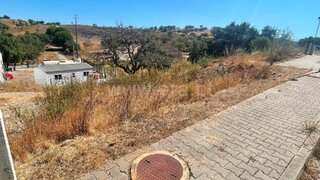 Land for sale in Silves, Portugal — €95,000