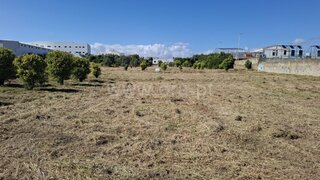 Terreno de 2624 m² em Faro