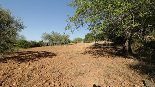 Terreno de 11 240 m² em Faro