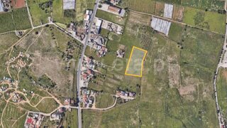 Terreno de 7120 m² em Faro