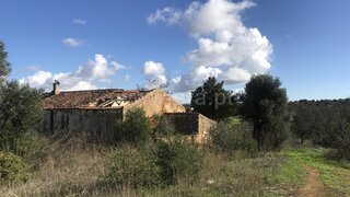 Terreno de 14 960 m² em Lagoa