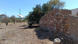 Land for sale in Faro, Portugal — €350,000