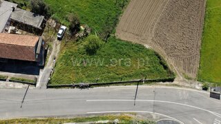 Land for sale in Paredes, Portugal — €58,000