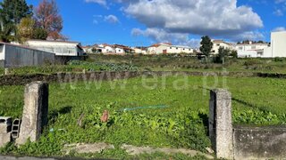 Land for sale in Paredes, Portugal — €560,000