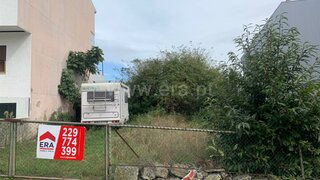 Land for sale in Maia, Portugal — €57,000