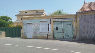 Terreno em Aveiro · 349 m² · 85 000 €