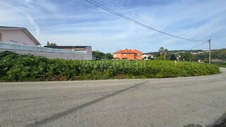 Terreno para venda em Santa Maria da Feira, Portugal — 240 000 €