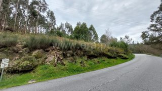 Land for sale in Paredes, Portugal — €40,000