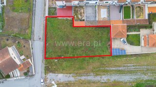 Land for sale in Felgueiras, Portugal — €70,000