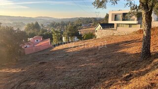 Land for sale in Paredes, Portugal — €155,000