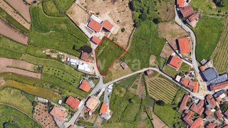 Land for sale in Vale de Cambra, Portugal — €52,500