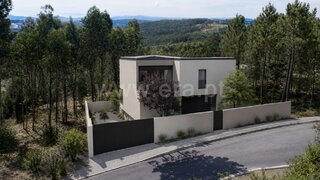 Land for sale in Vila Nova de Gaia, Portugal — €115,000