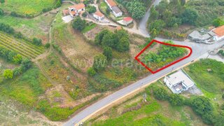 Terreno para venda em Felgueiras, Portugal — 83 000 €