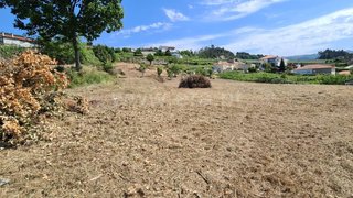 Land for sale in Marco de Canaveses, Portugal — €110,000