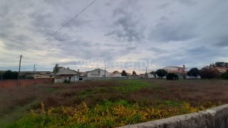 Land for sale in Estarreja, Portugal — €180,000