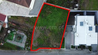 Land for sale in Felgueiras, Portugal — €78,500