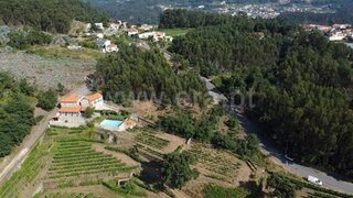 Land for sale in Vale de Cambra, Portugal — €75,000