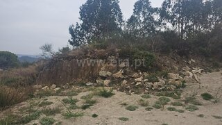 Terreno para venda em Lousada, Portugal — 49 900 €