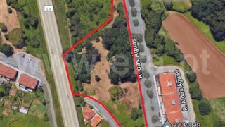 Land for sale in São João da Madeira, Portugal — €200,000