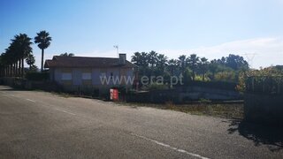 Land for sale in Oliveira de Azeméis, Portugal — €48,000